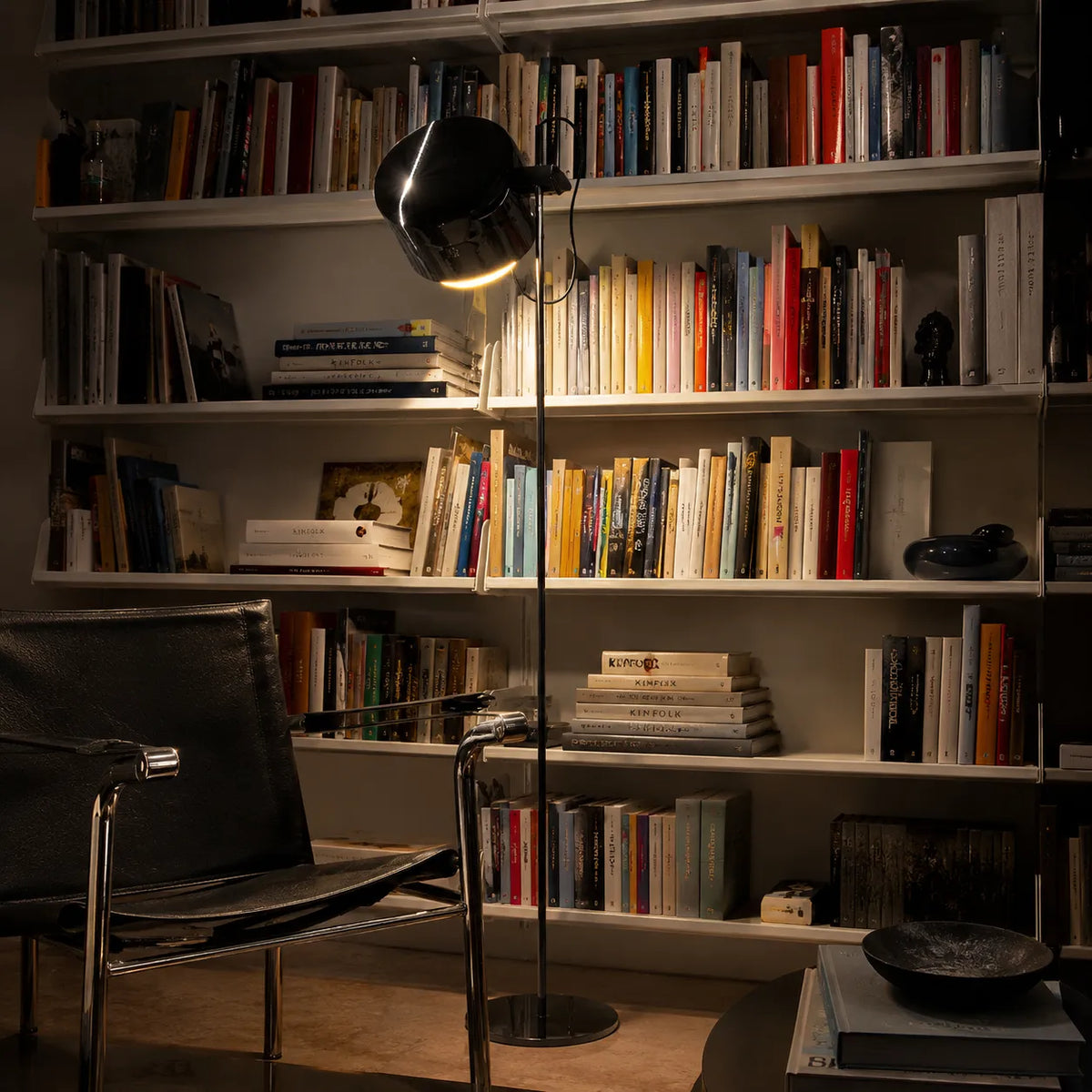 Brisa Modern Adjustable Metal Floor Lamp