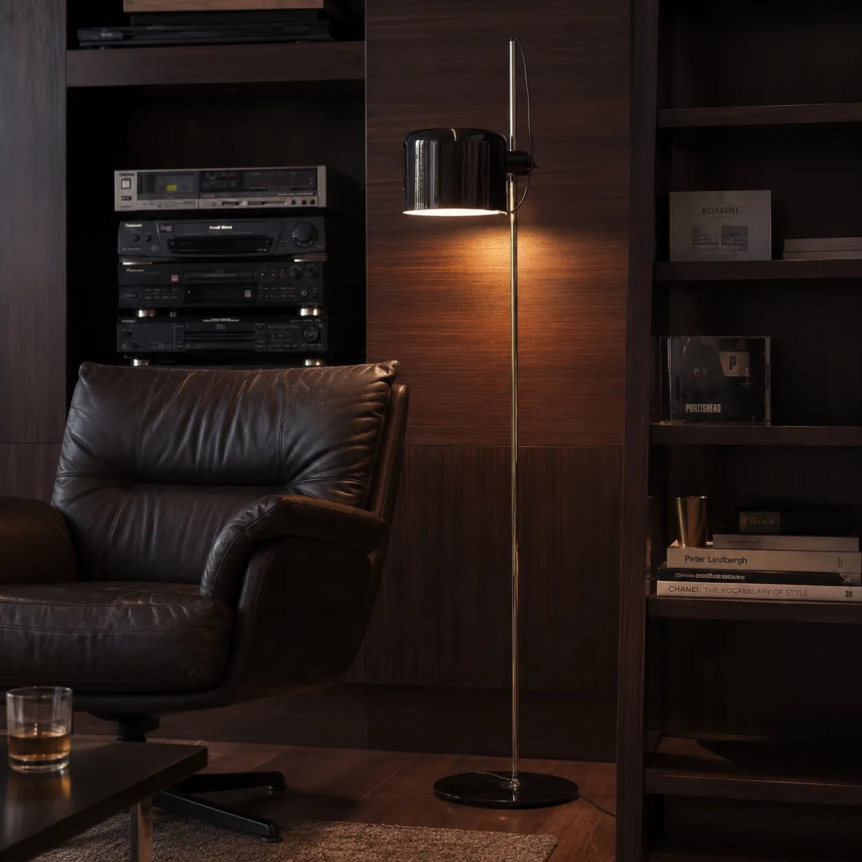 Adjustable Modern Floor Lamp with Flexible Lighting