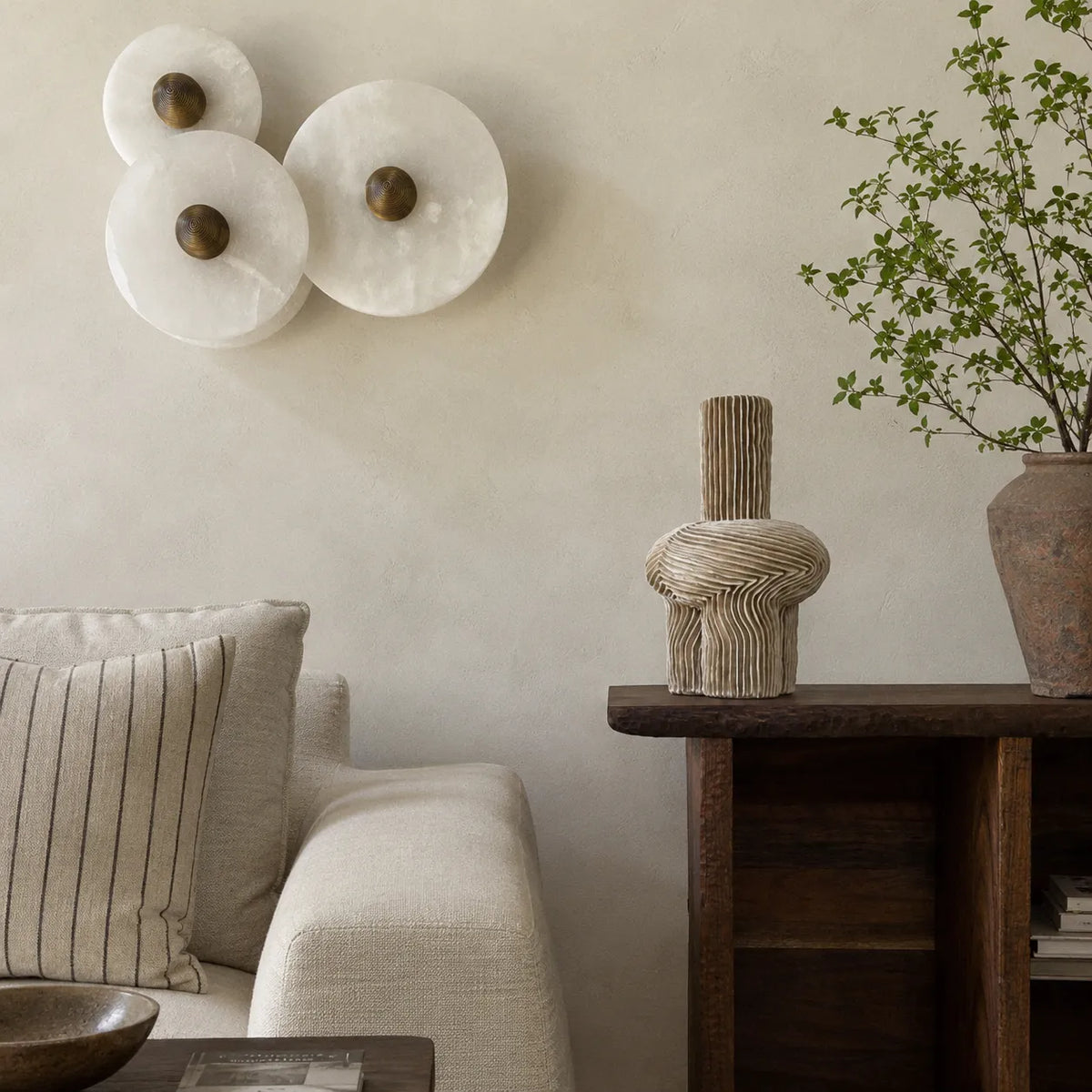 Amina Modern Round Alabaster LED Wall Light