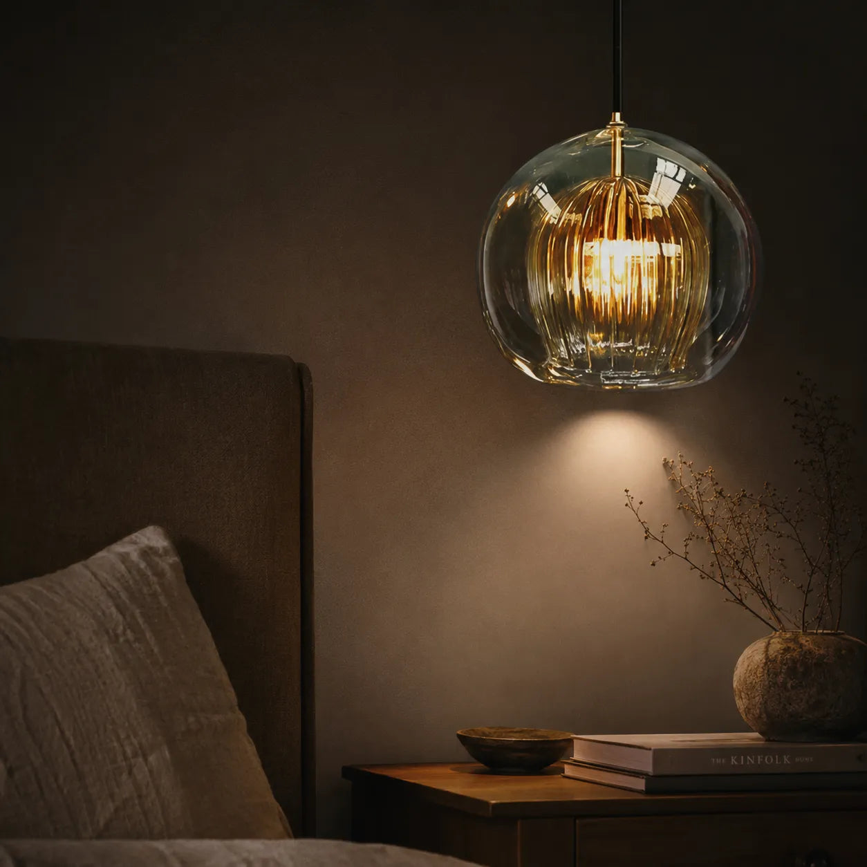 Alaora Modern Glass Globe Pendant Light
