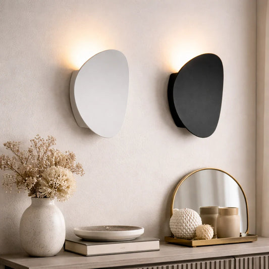Contemporary Minimalist Curved LED Wall Sconce