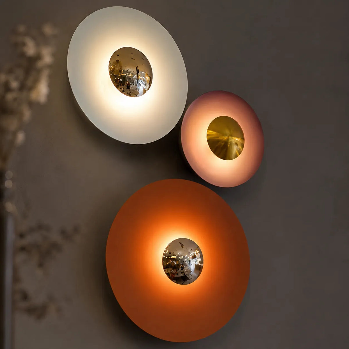 Raisa Nordic Round Metal LED Wall Light