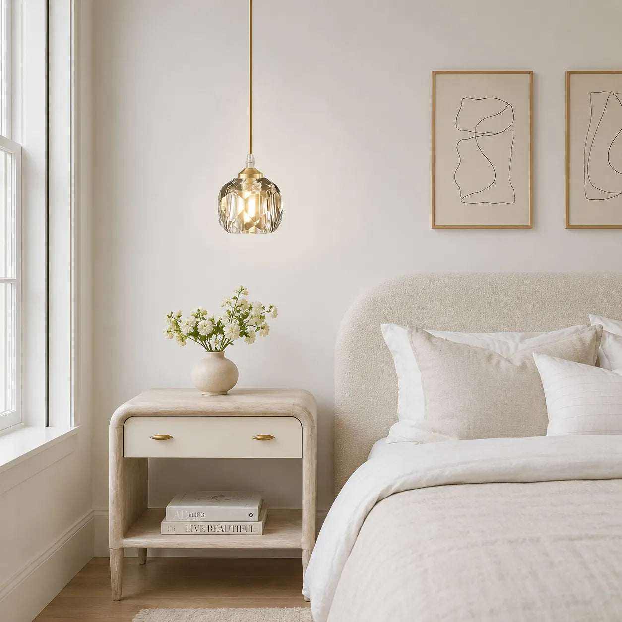 Faceted Crystal Glass Pendant Light with Modern Elegance