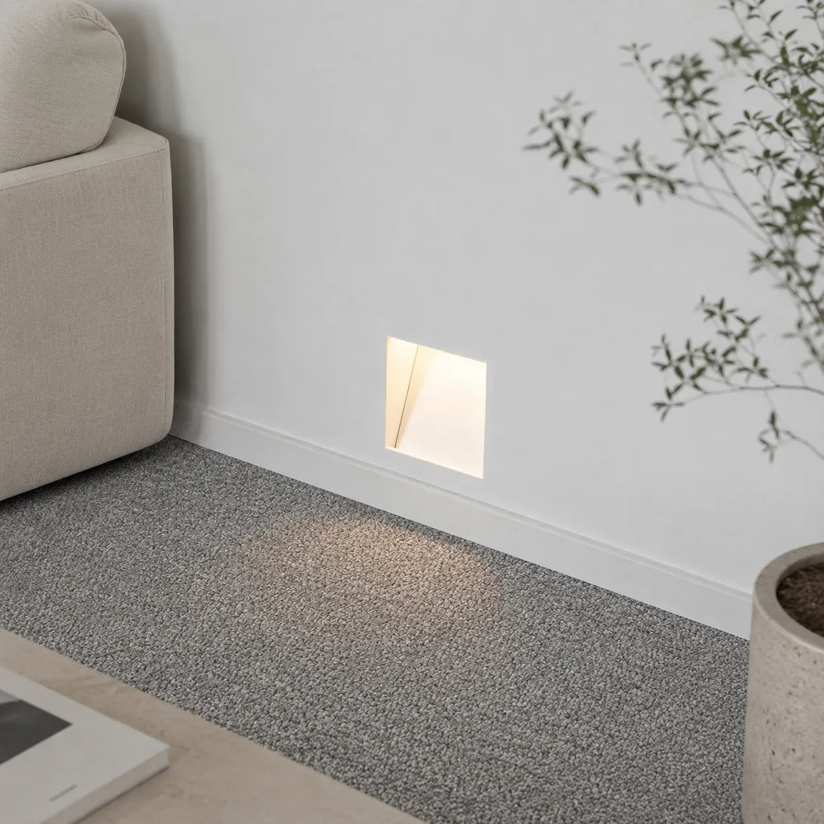 Dessa Minimalist Motion Sensor LED Stair Wall Light