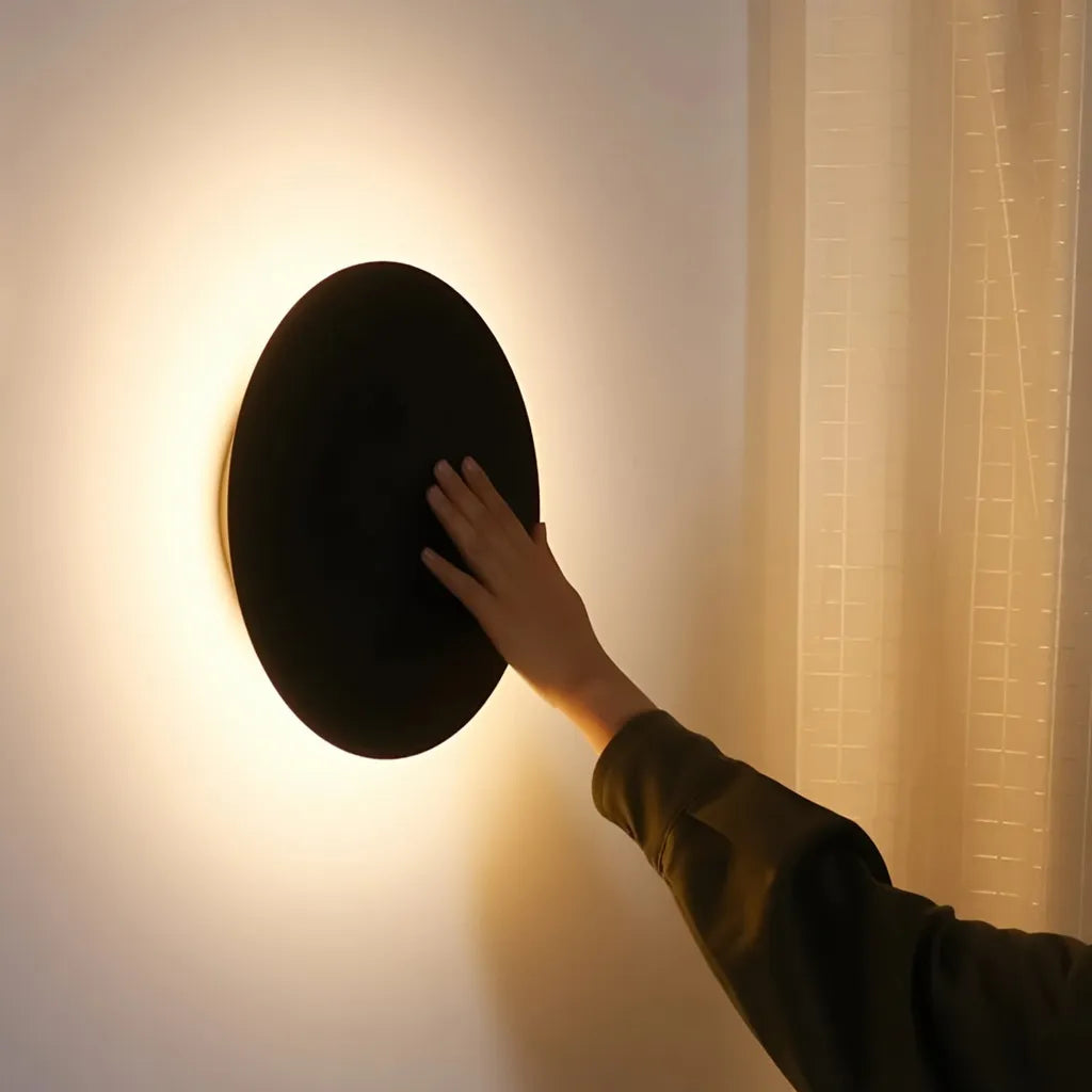 Ines Minimalist Round Aluminium LED Wall Light