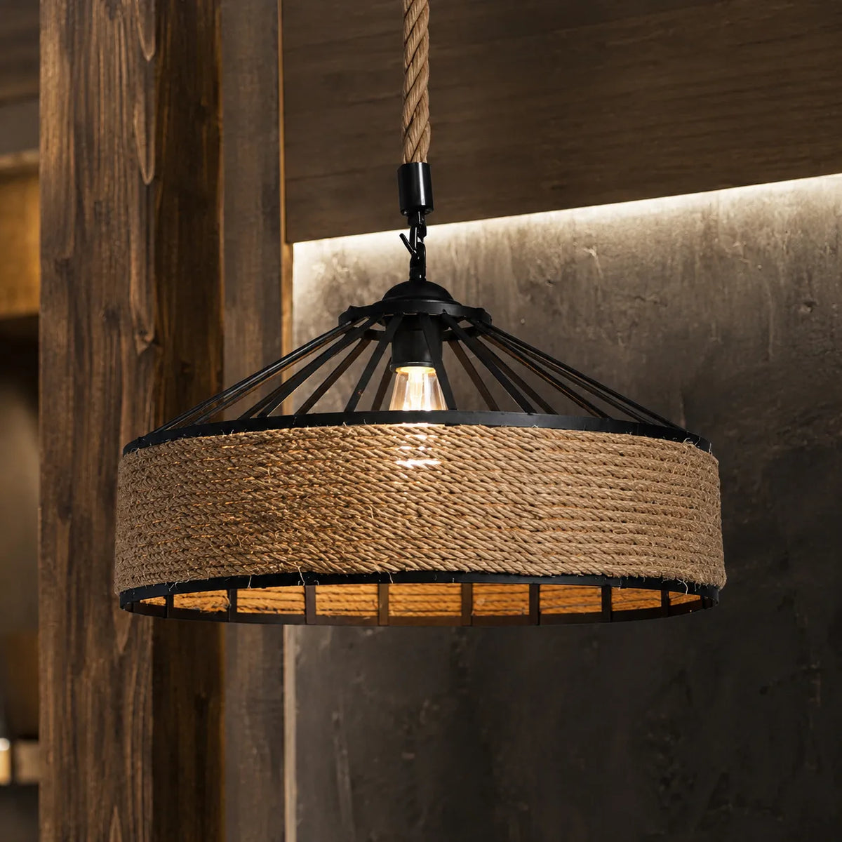 Avaria Rustic Hemp Rope & Iron Pendant Light
