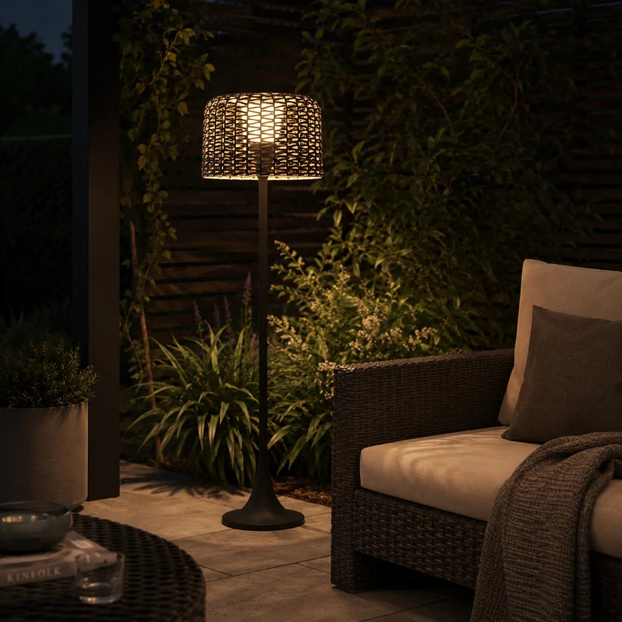 Solar Rattan LED Outdoor Floor Lamp