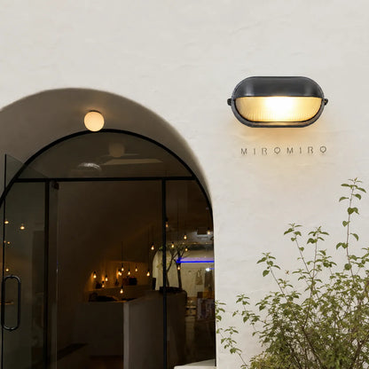 Strata Outdoor Bulkhead Light