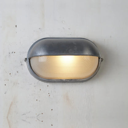 Strata Outdoor Bulkhead Light