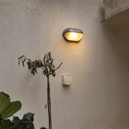 Strata Outdoor Bulkhead Light