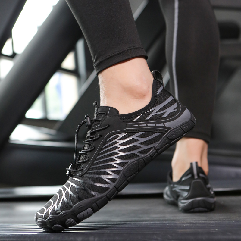 Barefoot Running Shoes Lightweight Minimalist with Wide Toe Box and Flexible Sole - Image 4
