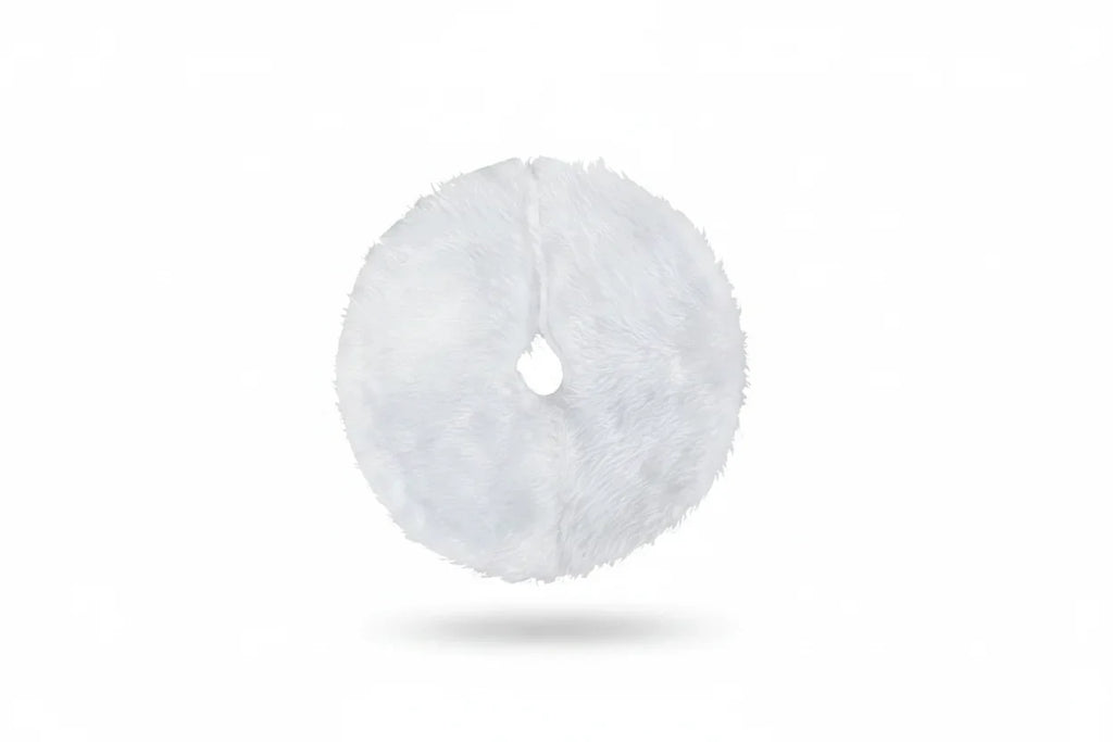 Christmas Tree Skirt with Plush Faux Fur and Soft Shaggy Fabric for Small - Image 3