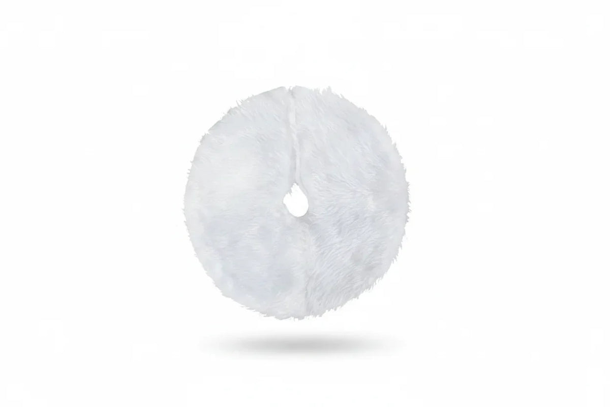 Christmas Tree Skirt with Plush Faux Fur and Soft Shaggy Fabric for Small - Image 3