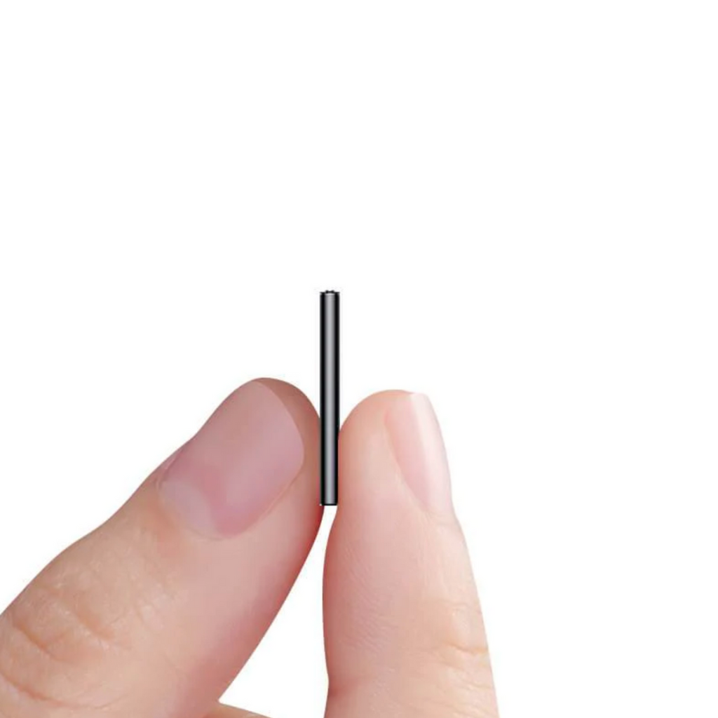 Compact Digital Voice Recorder with Activation and Pocket-Sized Discreet Design - Image 11