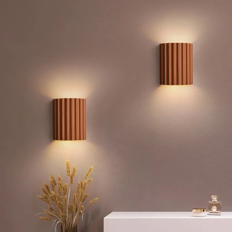 Contemporary Wall Sconce Light with Ribbed Ceramic Design and Up-Down Glow - Image 9
