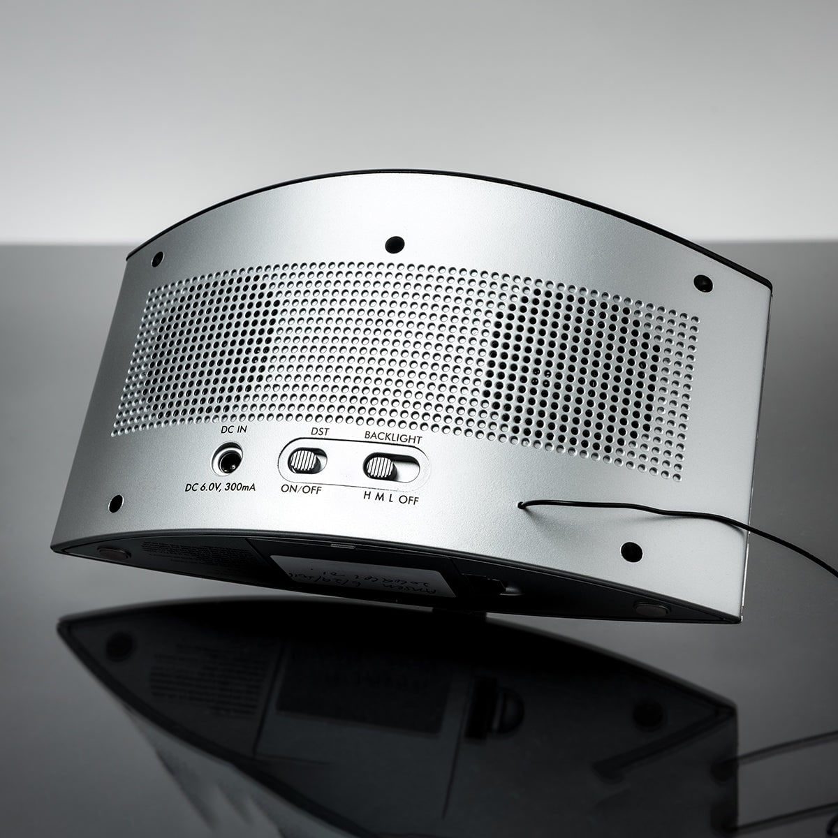 Digital Alarm Clock Radio with Calendar Display and Bedside Sound Machine - Image 6