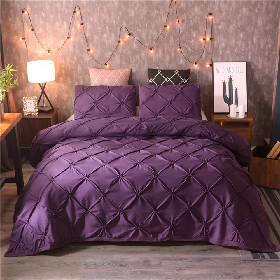 Duvet Cover Set with Pintuck Pinch Pleat Design and Matching Pillow Shams - Image 6
