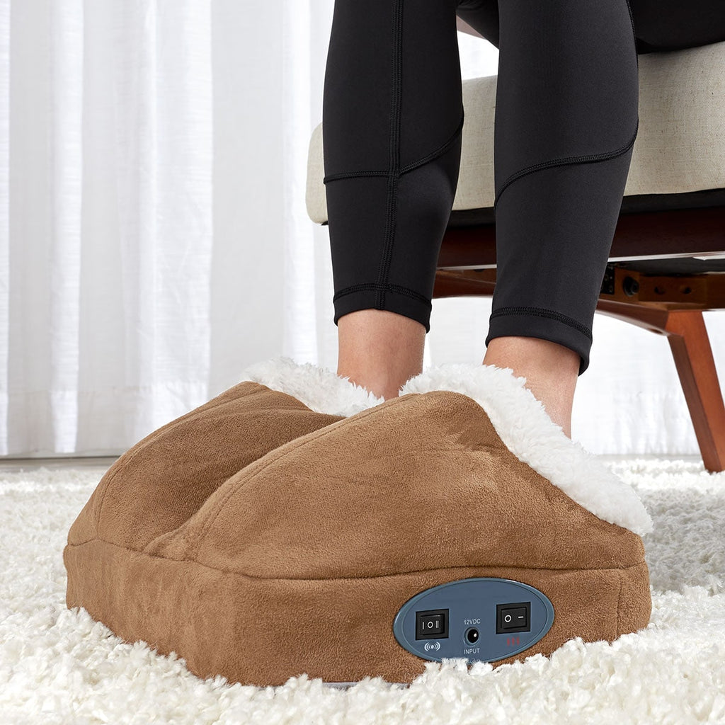 Electric Foot Warmer and Massager with Vibrating Dual Pockets and Fleece Lining - Image 1