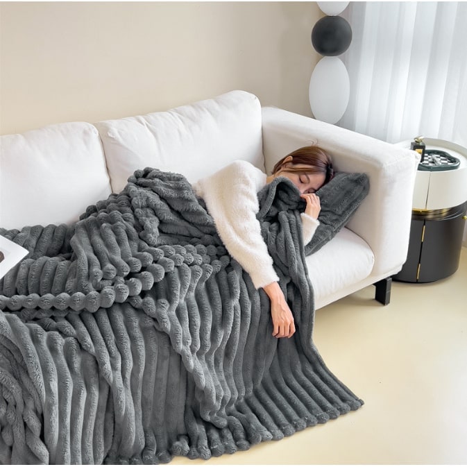 Faux Fur Throw Blanket with Plush Pile and Matching Pillowcase Set - Image 10