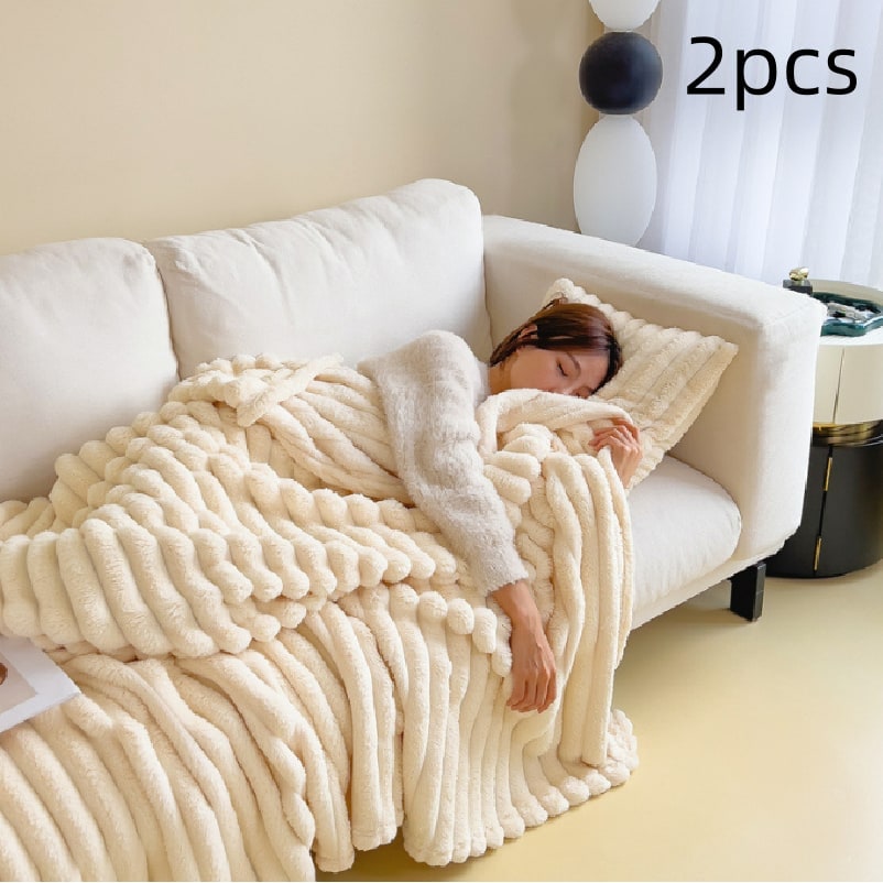 Faux Fur Throw Blanket with Plush Pile and Matching Pillowcase Set - Image 3