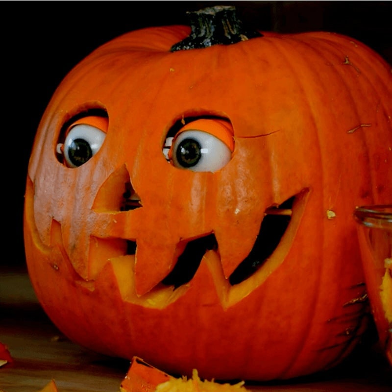 Halloween Pumpkin Decorations with Moving Electronic Eyes and Animatronic Prop Design - Image 2