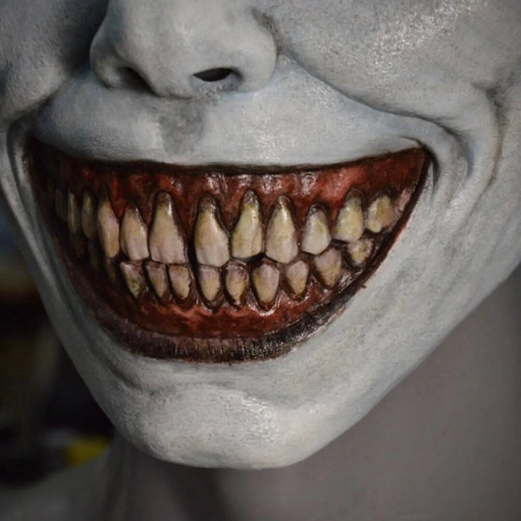 Halloween Scary Mask with Sharp Teeth and Wrinkled Skin for Creepy Clown and Demon Costume Party - Image 3