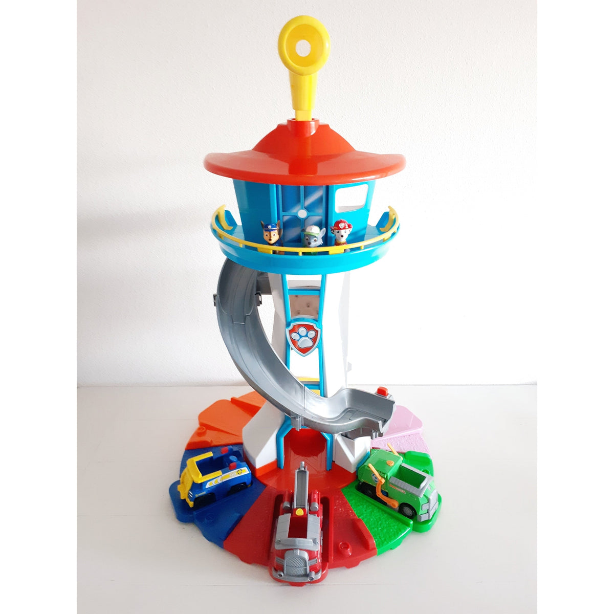 Kids' Lookout Tower Toy Playset with Spiral Slide Vehicles and Periscope - Image 2