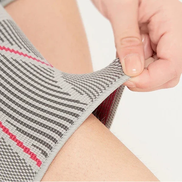 Knee Compression Sleeve with Non-Slip Support for Running and Everyday Movement - Image 15