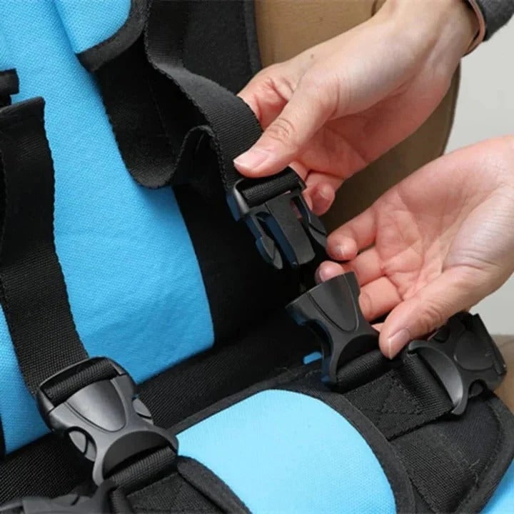 Lightweight Travel Car Seat with Five-Point Harness and Padded Cushioning - Image 4