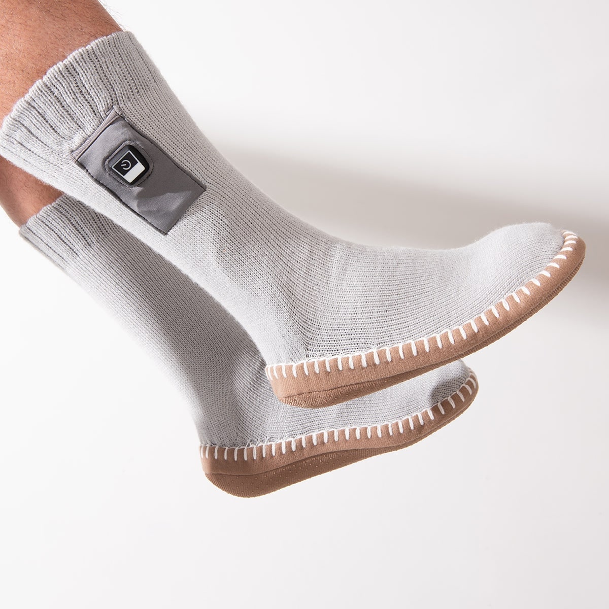 Men's Rechargeable Heated Socks with Non-Slip Soles and Side Pockets for Warmth - Image 2