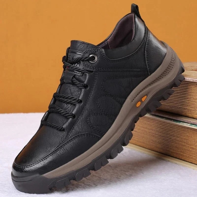Men's Walking Shoes with Leather Upper Lugged Sole and Padded Ankle Collar - Image 4