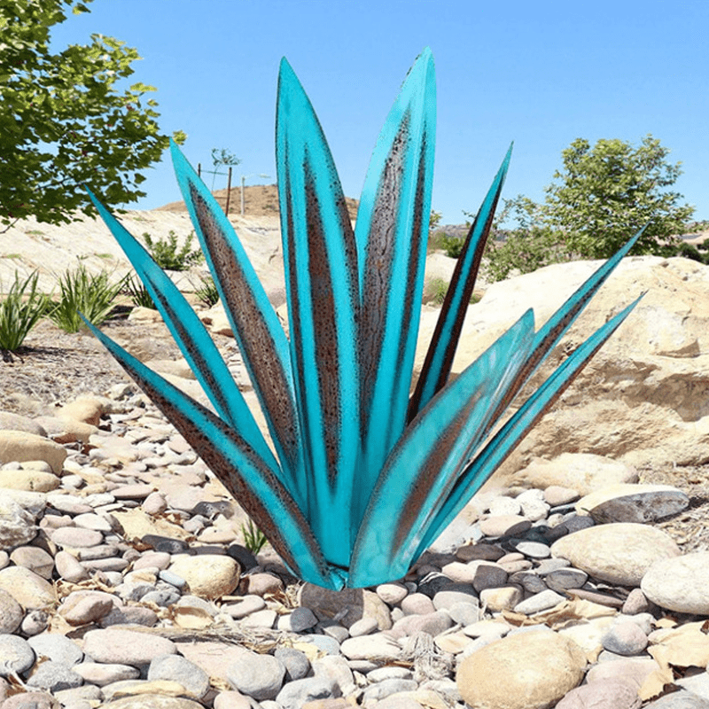 Metal Yard Art Solar Agave Light with Handcrafted Weatherproof Garden Ornament Design - Image 1
