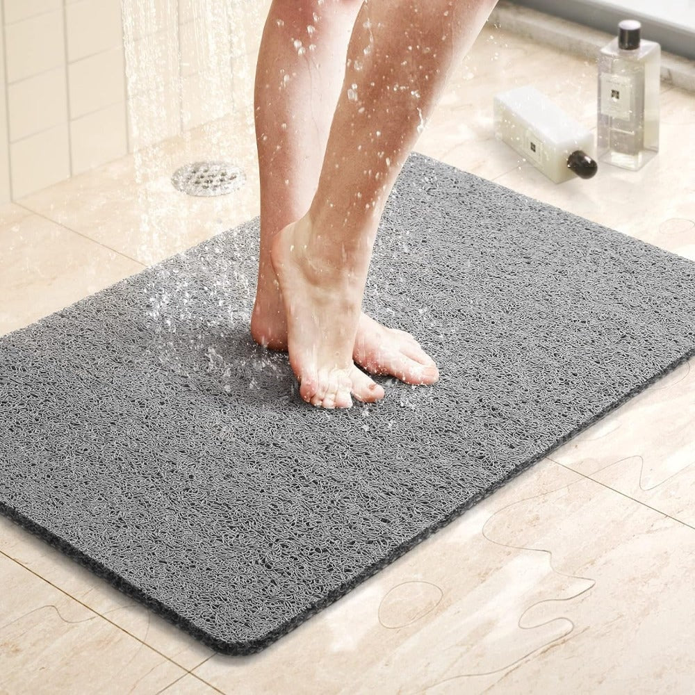 Non-Slip Bath Mat with Loofah Texture and Mesh Backing for Drainage - Image 1