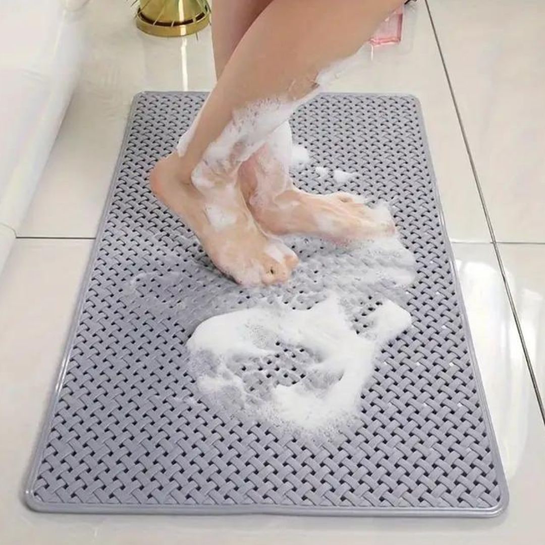 Non-Slip Bath Mat with Suction Cups and Basketweave Texture for Bathtub - Image 4