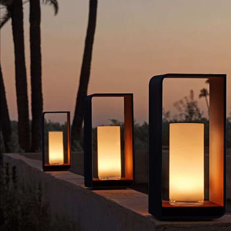 Outdoor Light with Modern Cylindrical Glass Diffuser for Patio and Garden - Image 2