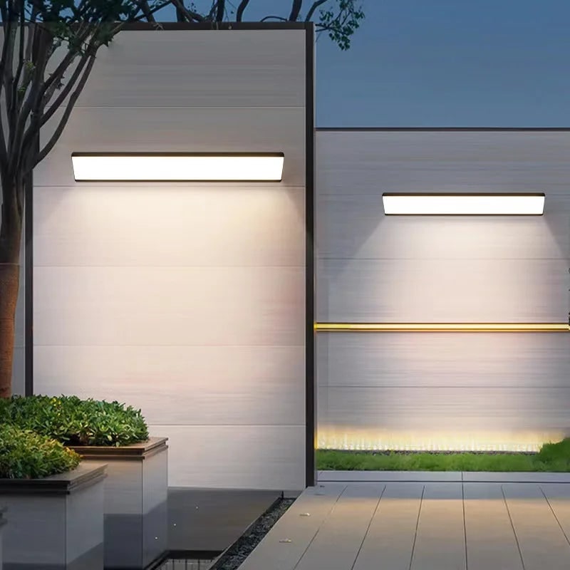 Outdoor Wall Light with Modern Linear LED Sconce Design and Weather-Resistant Construction - Image 2