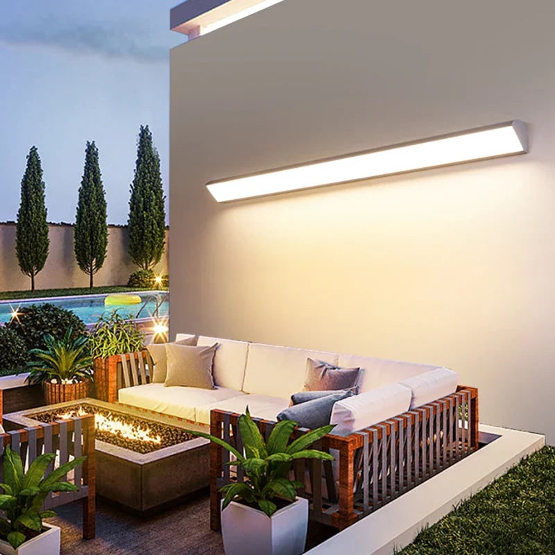 Outdoor Wall Light with Modern Linear LED Sconce Design and Weather-Resistant Construction - Image 3