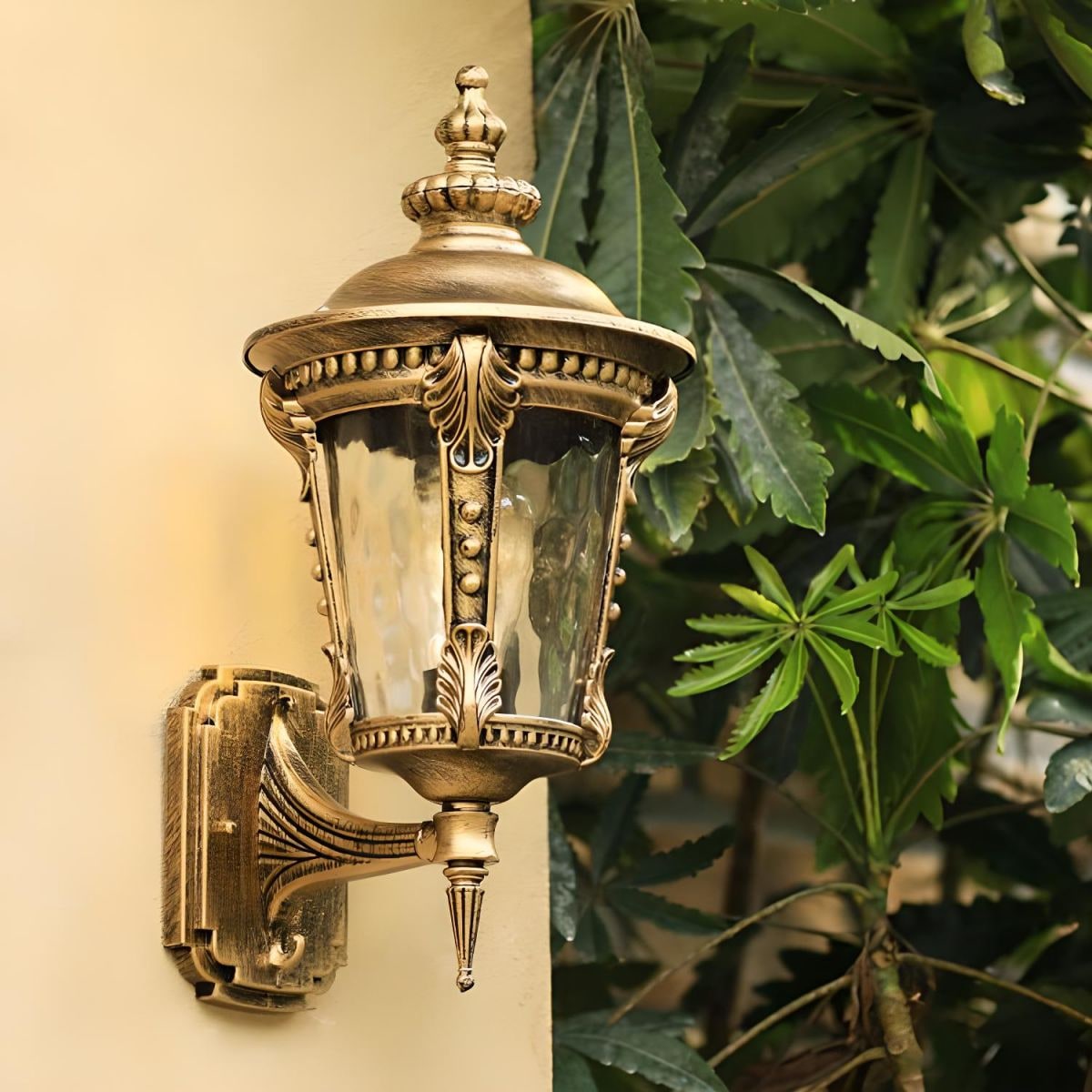 Outdoor Wall Sconce with Vintage Lantern Design and Textured Glass Shade - Image 1