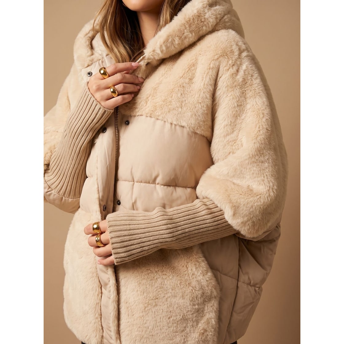 Women's Black Puffer Jacket with Faux Fur Panels and Hybrid Quilted Design - Image 2